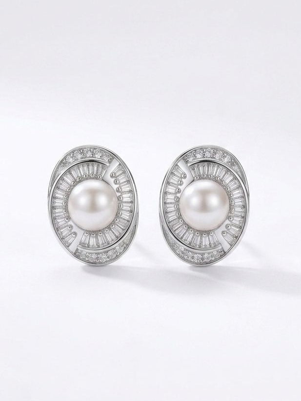 LUMI Pearl Halo Studs