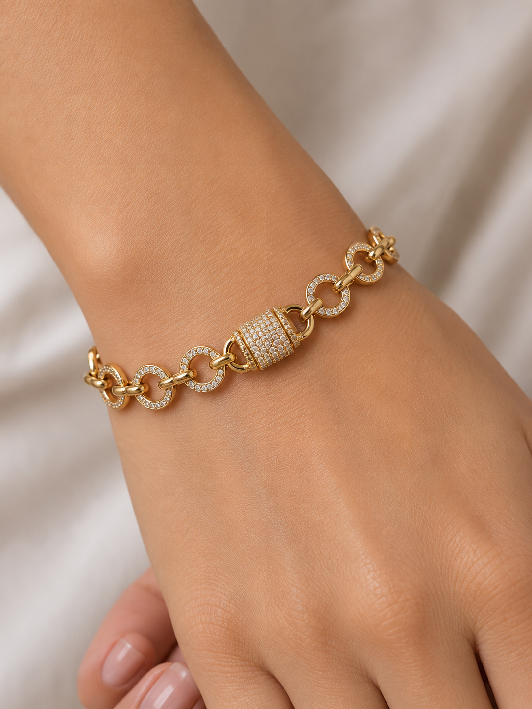LUMI Elara Link Bracelet